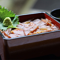 津久見 ひゅうが丼